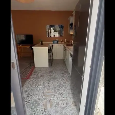 Nyaraló Cesme'de Konforunda Alacati Tas Ev Tasarimli Sifir Esyali